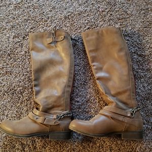 Women's fashion boots